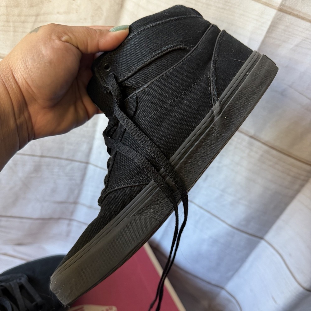 Vans Ward Hi Men's 10.5 Triple Black Canvas High Top Skate Shoes - Picture 10 of 12